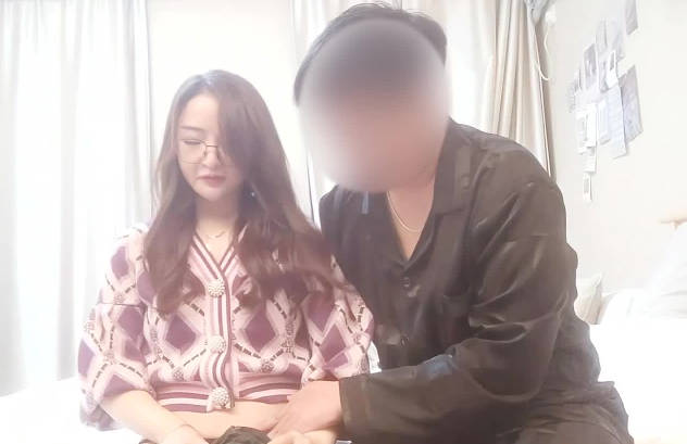 气质人妻成熟端庄-硬壳探花剧情 封面