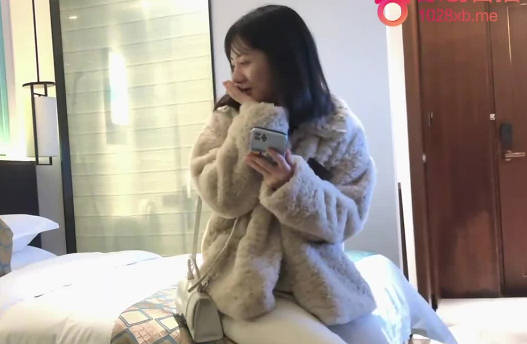 22岁小嫩妹抱起来操超级爽剧情 封面