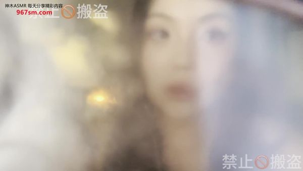 琉璃瓦助眠 清洁镜片