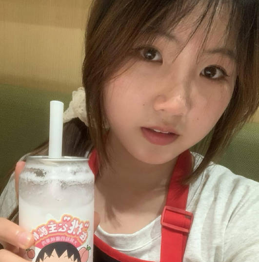 勤工俭学卖奶茶的小妹妹被我拿下剧情 封面