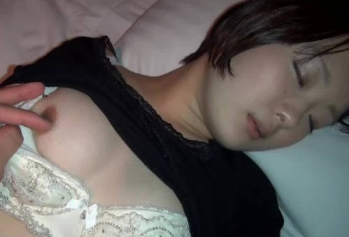 迷奸小姨妹剧情 封面