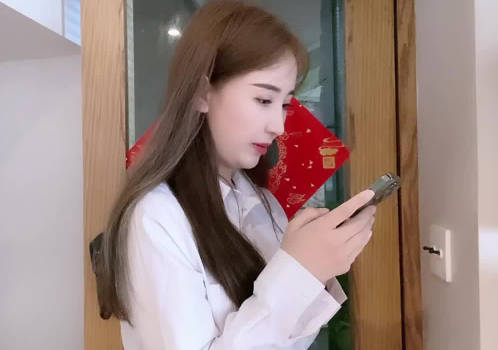 极品少女肉体换取医药费-金善雅 封面