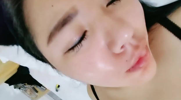 东北小姐姐喜欢吸男友的大屌 封面