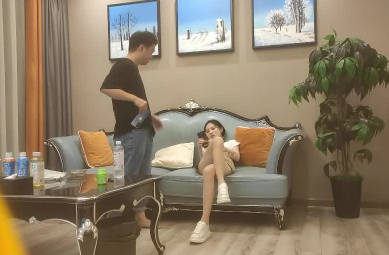 专找老阿姨03-14极品清纯女孩 封面