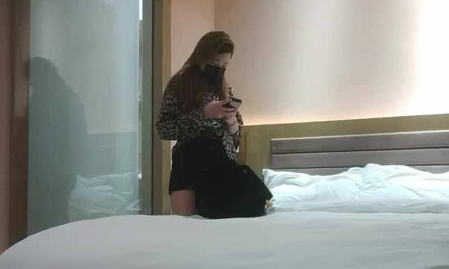 利哥寻花01-02豹纹少妇 封面