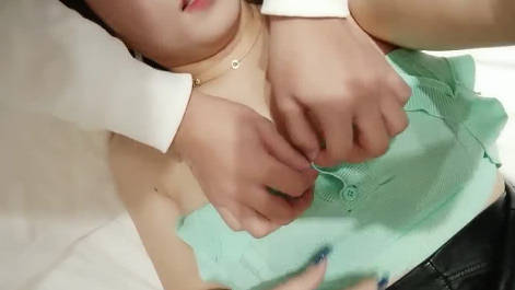 做按摩的大奶少妇被强上 封面