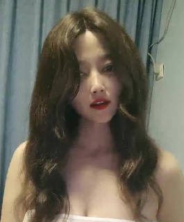 极品美艳E奶少妇诱惑粉丝啪啪 封面