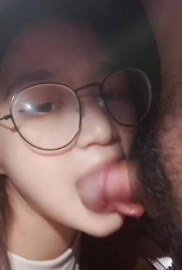 真实户外勾引行人做爱现场直播 封面