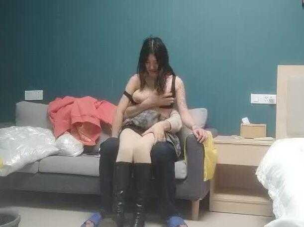 小夏寻花11-10短裙美女 封面