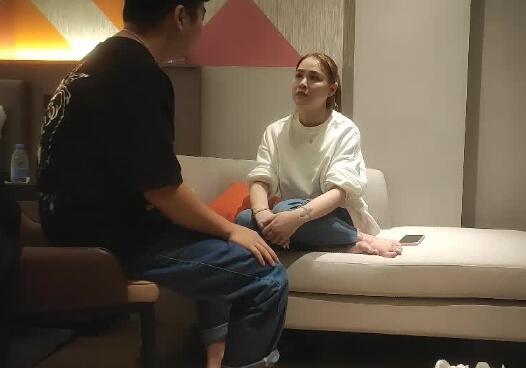 专找老阿姨10-30大方小少妇 封面