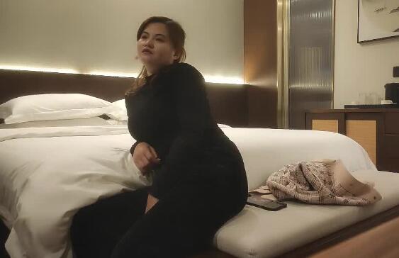 专找老阿姨11-13良家人妻 封面