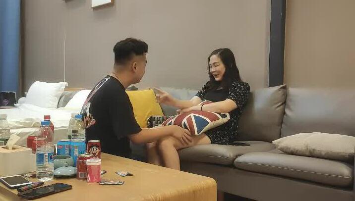 专找老阿姨10-09有气质的富婆 封面