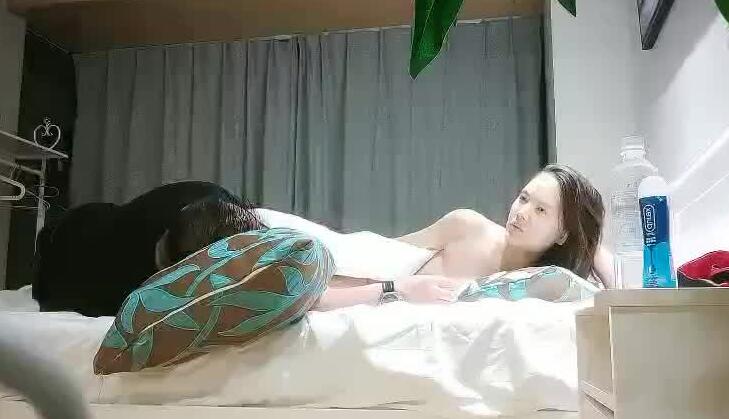 操人诛心08-06小少妇玩三P 封面海报