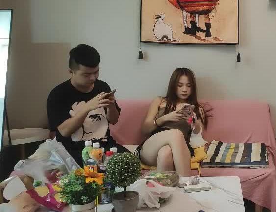 专找老阿姨玩08-08丰满小妹 封面