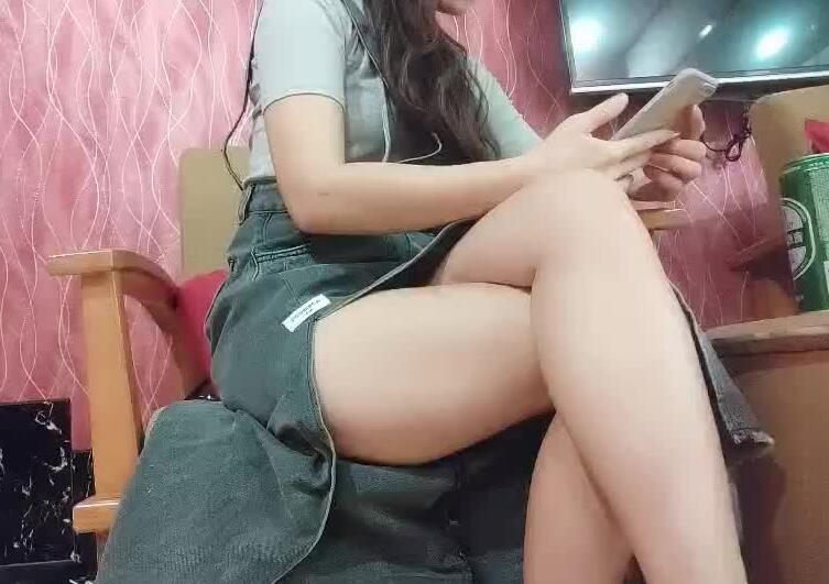 全网寻花08-16婚恋网勾搭的长腿御姐 封面