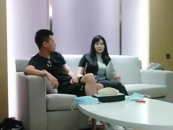 牛屌探花08-10斯文御姐 封面