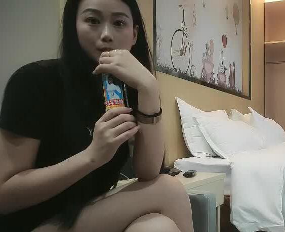 小马寻花08-17健身美女 封面