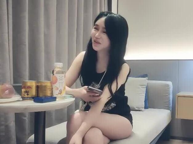 七天高端外围08-27网红脸妹子翻车了 封面