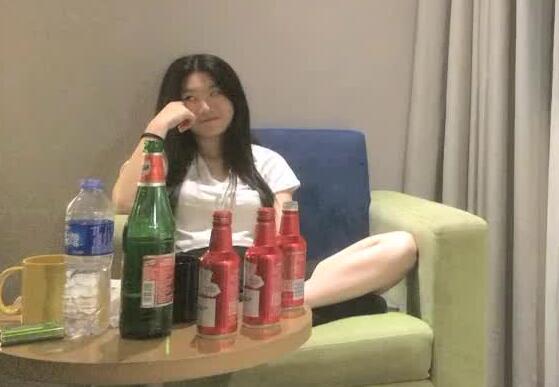 卡布达约良家08-10曾经暗恋自已的学妹 封面
