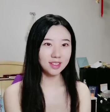 单纯女孩直播做爱秀-刘思思 封面
