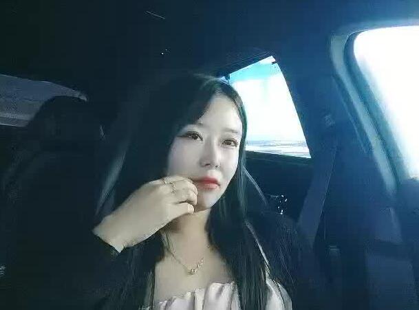租豪车钓拜金女08-01离异妇女 封面