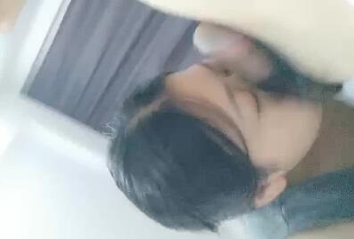 网上约了一个丰满饥渴少妇 封面
