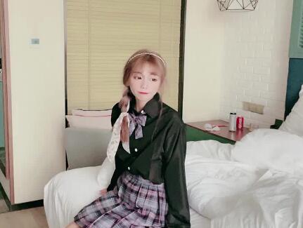当男友不在身边时找他兄弟满足我-小辣椒 封面