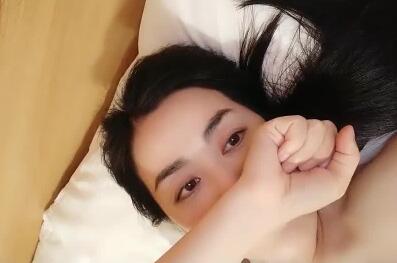 美女少妇偷情 封面