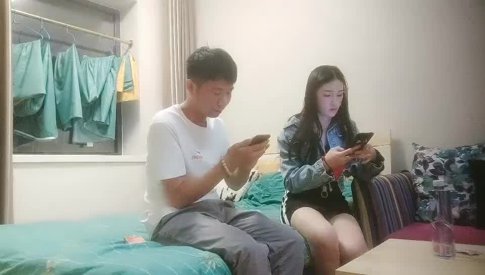 李总探花06-05酒吧美女 封面