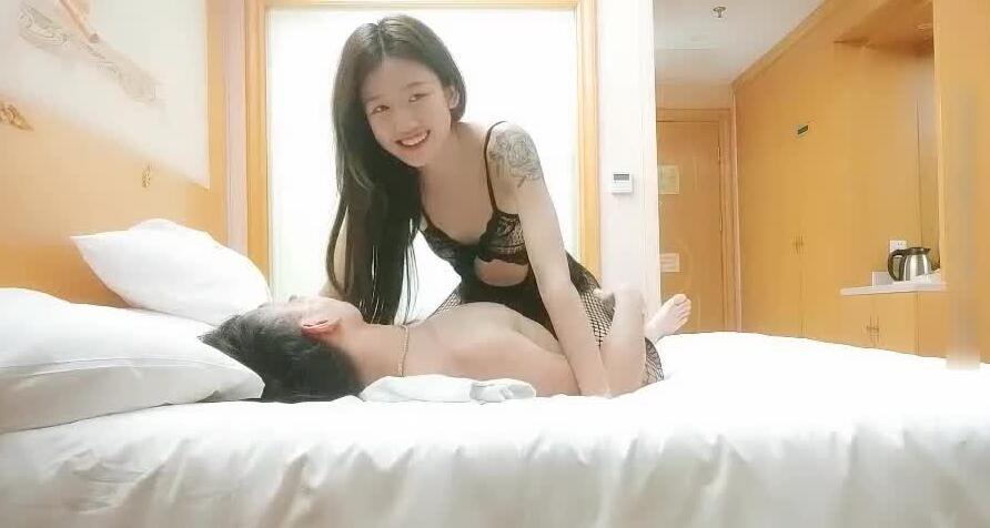 91沈先生04-30黑丝美眉 封面海报