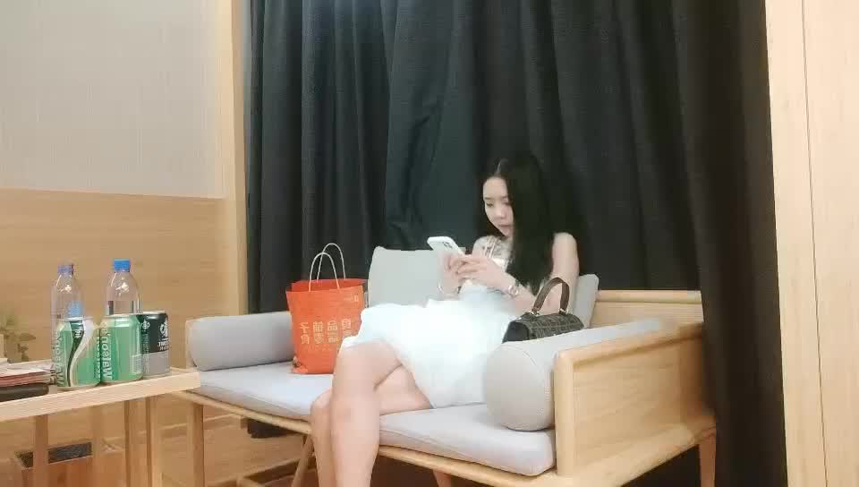 91沈先生06-01白纱裙美女 封面海报