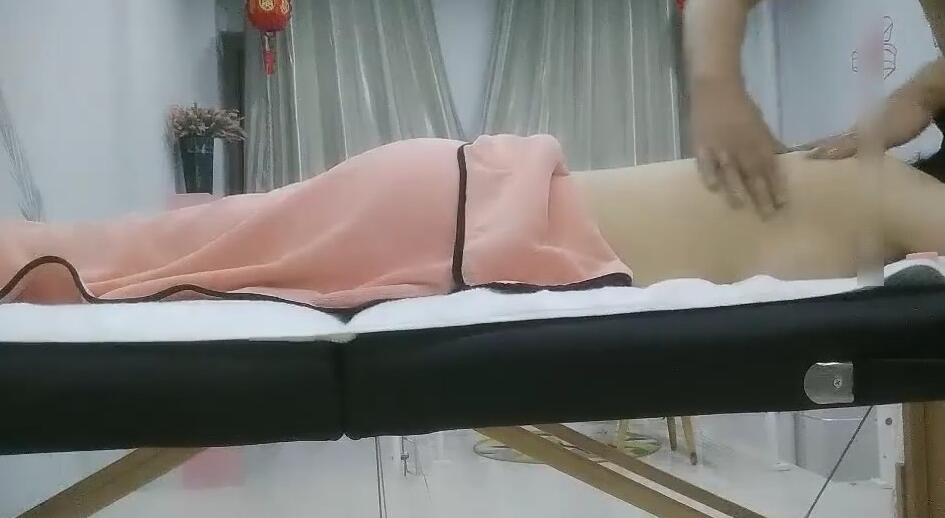 女子私密SPA12-20回头客少妇 封面