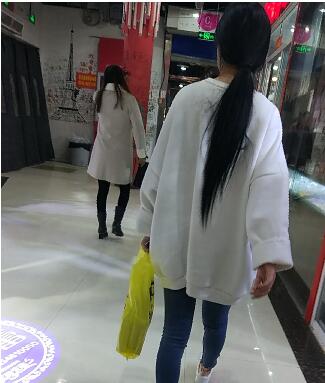 黑虎喷射之美女鞋店试鞋吐她一鞋 封面