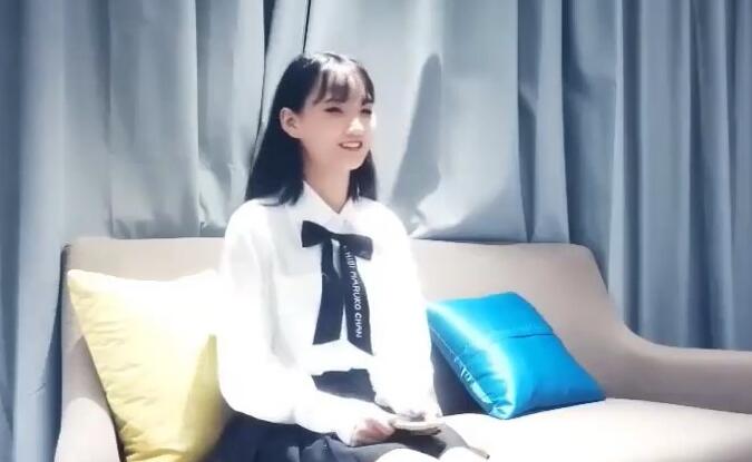 9总全国探花2020-09-26 封面