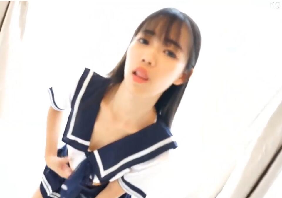 淫蕩學生妹妹 封面