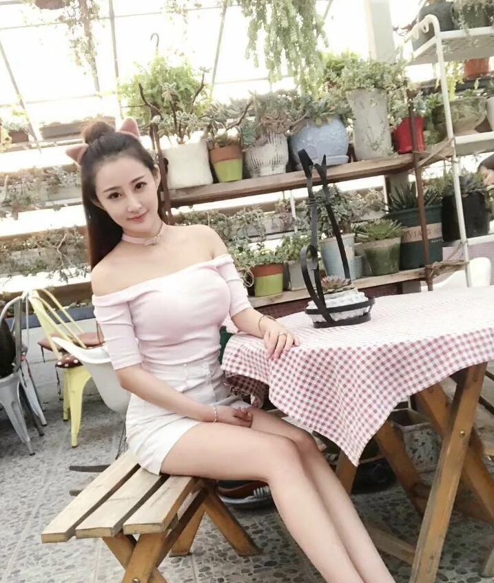 91猫先生之我的小宝贝艺校美女终于要毕业了 封面
