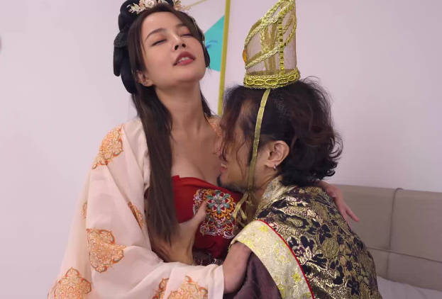 果冻传媒91YCM-075春梦三国之曹孟德硬上人妻小乔 封面
