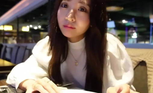 偷偷地给表哥吸取浓精 封面