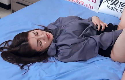 天美传媒TMP0027用大鸡巴教训单位女经理 封面