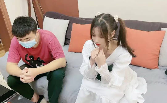 恋父萝莉不想要后妈主动为爸爸排忧解难 封面