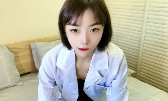 性感医生在线取清治疗无套内射-紫萱 封面