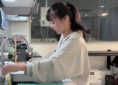 家政妇做家事时候都在想念曾经交手过的好屌们 封面