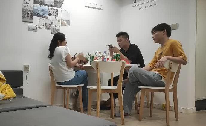 专找老阿姨玩07-24请阿姨吃饭顺便3P 封面