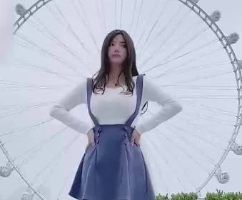 艺术学院大奶校花私拍流出 封面海报
