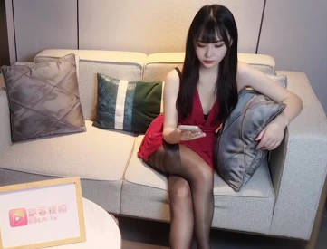 赘婿眼看妻子即将给自已戴绿帽终于爆发内射骚妻 封面海报