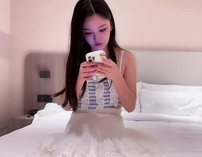 约炮刚毕业学生妹-小飞 封面