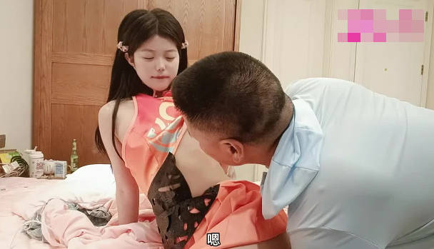 二次元年妹妹很好色口爆哥哥大肉棒-樱桃妹妹 封面