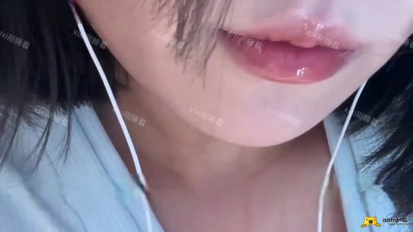 xixi刚睡着+同事剧情倒计时