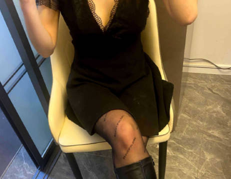 兄弟的老婆借了我钱为了抵债约操厨房口交吐了一地 封面