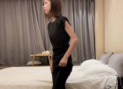 今天约的是个娇小苗条短头发妹子-尹志平剧情 封面